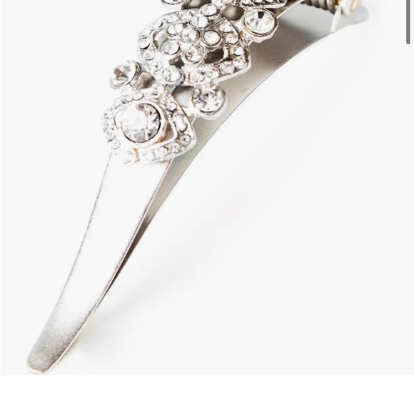 Ficcare Maximas Victorian Crystal Embellished Hair Clip - Picture 3 of 6